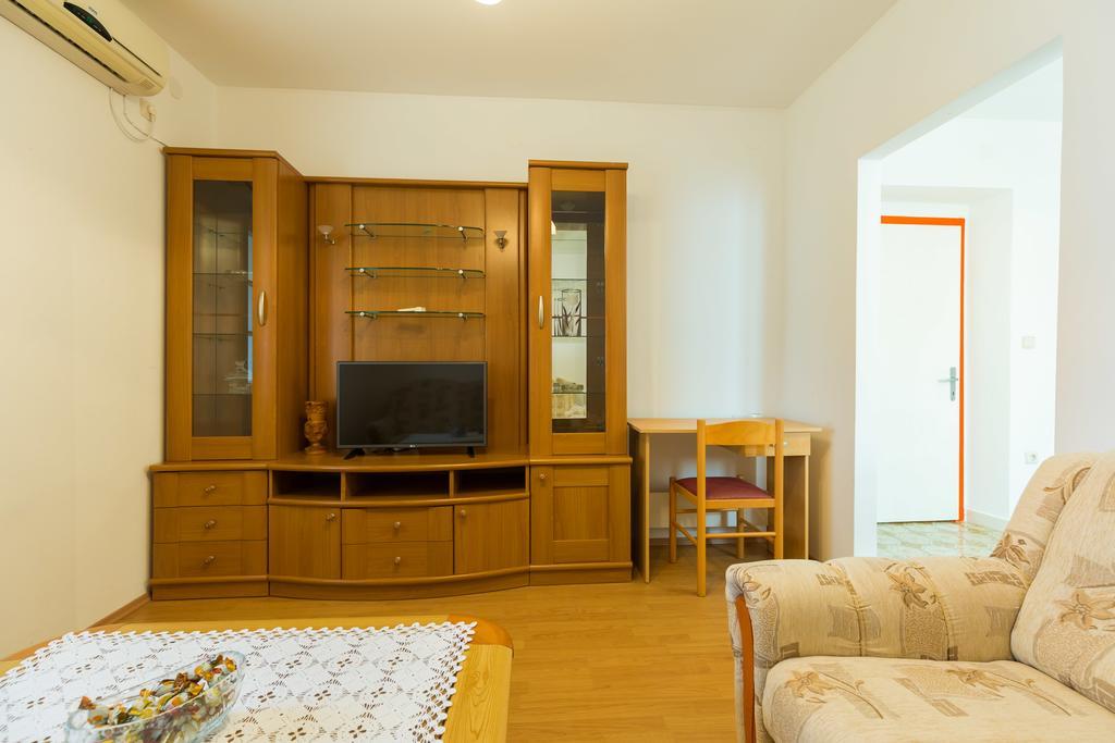Apartment Anika *